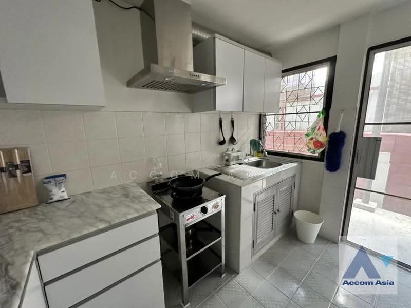 3 Bedrooms House for Rent in Sukhumvit, Bangkok near BTS On Nut, Bangkok, Khlong Tan Nua, Watthana, Bangkok, 3 Bedrooms, 232 sqm, Single Detached House For Rent, by Accom Asia, 500572995 - DDproperty.com