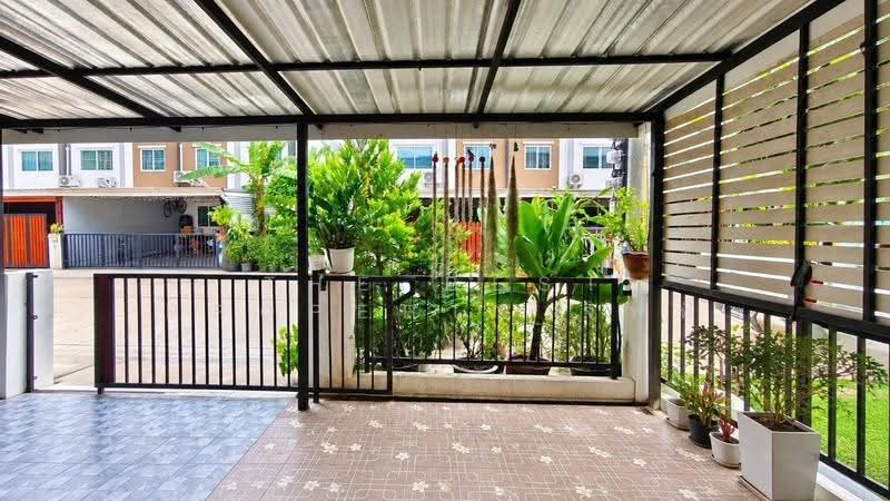 ลลิลทาวน์ ไลโอ บลิสซ์ เพชรเกษม-พุทธมณฑลสาย4, Samut Sakhon, Om Noi, Krathum Baen, Samut Sakhon, 3 Bedrooms, 100 sqm, Townhouse For Sale, by The Best Property จิฟฟี่, 500573010 - DDproperty.com