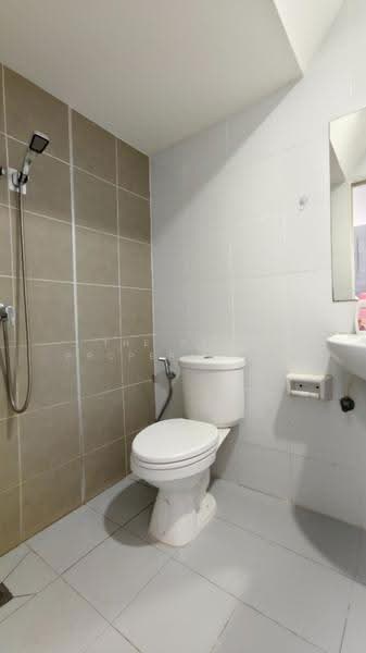 ลลิลทาวน์ ไลโอ บลิสซ์ เพชรเกษม-พุทธมณฑลสาย4, Samut Sakhon, Om Noi, Krathum Baen, Samut Sakhon, 3 Bedrooms, 100 sqm, Townhouse For Sale, by The Best Property จิฟฟี่, 500573010 - DDproperty.com