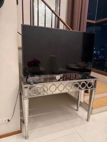 The Emporio Place, Bangkok, 93 Soi Sukhumvit 24, Sukhumvit Road, Khong Tan, Khlong Toei, Bangkok, 1 Bedroom, 83 sqm, Condo For Rent, by Abdulrahim Hayeduad, 500573047 - DDproperty.com