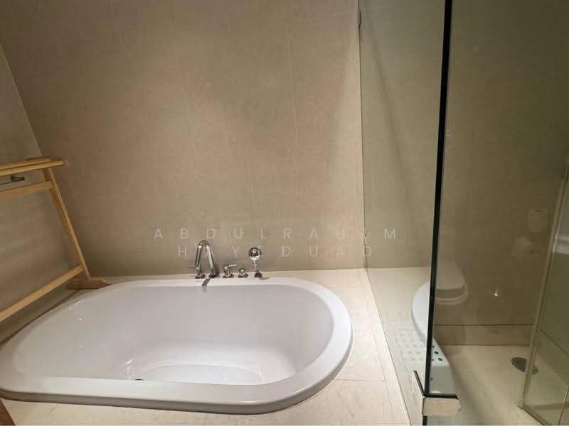 The Emporio Place, Bangkok, 93 Soi Sukhumvit 24, Sukhumvit Road, Khong Tan, Khlong Toei, Bangkok, 1 Bedroom, 83 sqm, Condo For Rent, by Abdulrahim Hayeduad, 500573047 - DDproperty.com