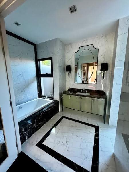 Mantana Lake Watcharapol, Bangkok, Sukhaphiban 5 Road, O-Ngoen, Sai Mai, Bangkok, 4 Bedrooms, 350 sqm, Single Detached House For Rent, by NTG Property House Co.,Ltd., 500573071 - DDproperty.com