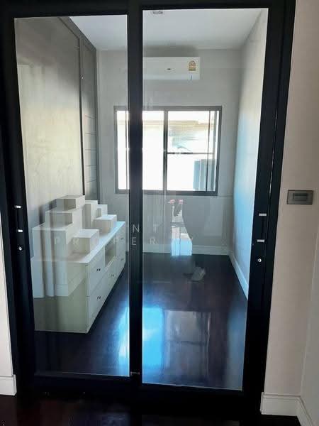 Mantana Lake Watcharapol, Bangkok, Sukhaphiban 5 Road, O-Ngoen, Sai Mai, Bangkok, 4 Bedrooms, 350 sqm, Single Detached House For Rent, by NTG Property House Co.,Ltd., 500573071 - DDproperty.com