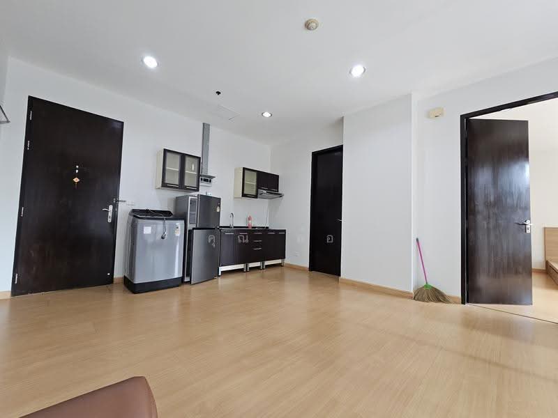 Baan Klang Krung Siam-Pathumwan, Bangkok, Petchburi Road, Thanon Phetchaburi, Ratchathewi, Bangkok, 1 Bedroom, 55 sqm, Condo For Rent, by Premjit Gaivigaigosol, 500573088 - DDproperty.com