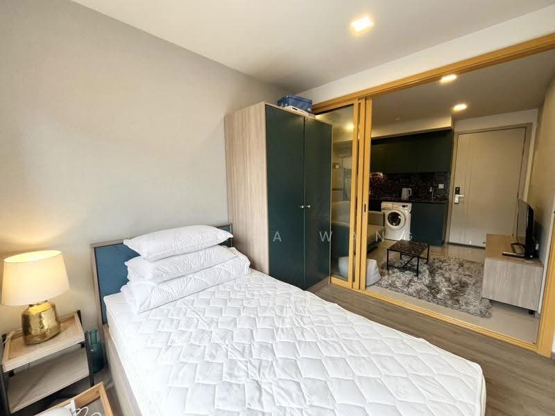 The Base Sukhumvit 50, Bangkok, Soi Roem Charoen 1, Sukhumvit 50 Road, Phra Kanong, Khlong Toei, Bangkok, 1 Bedroom, 35 sqm, Condo For Rent, by Sarttra Wang, 500573121 - DDproperty.com
