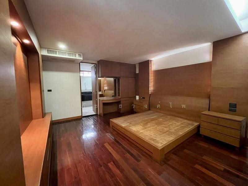 City Lakes Tower, Bangkok, Soi Sukhumvit 16, Khlong Toei, Bangkok, 4 Bedrooms, 319 sqm, Condo For Sale, by ณปภัช ธวงค์ไพ, 500573140 - DDproperty.com