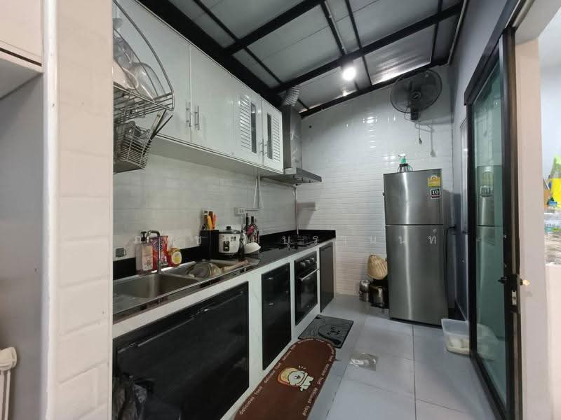 Baan Pruksa 60 Rangsit – Bangpoon, Pathum Thani, Rangsit-Pathum Thani Road, Bang Phun, Muang Pathum Thani, Pathum Thani, 3 Bedrooms, 100 sqm, Townhouse For Sale, by ศุภพิชญ์ บุรานนท์, 500573148 - DDproperty.com