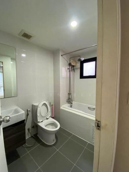 Notting Hill Phahol-Kaset, Bangkok, 57 Phahonyothin Road, Anusaowari, Bang Khen, Bangkok, 2 Bedrooms, 45 sqm, Condo For Rent, by Agentbkk, 500573182 - DDproperty.com