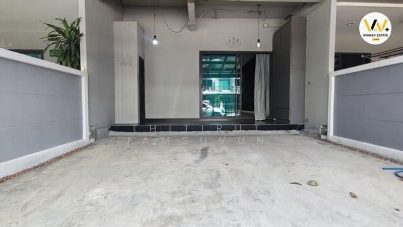 The Metro Pattanakarn-Srinakarin : เดอะ เมทโทร พัฒนาการ-ศรีนครินทร์, กรุงเทพ, ซอย อ่อนนุช 80 แยก 5, ประเวศ, กรุงเทพ, 120 ตร.ม., ทาวน์เฮ้าส์ ขาย, โดย Thitirut Jamsuvun, 500573199 - DDproperty.com