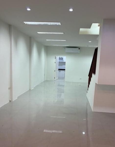 Baan Klang Muang Monte-Carlo, Bangkok, Moobaan Klang Muang Monte-Carlo Road, Ratchavipha, Lat Yao, Chatuchak, Bangkok, 4 Bedrooms, 400 sqm, Townhouse For Rent, by พิมพ์ภัทรา แจ่มอุลิตรัตน, 500573216 - DDproperty.com