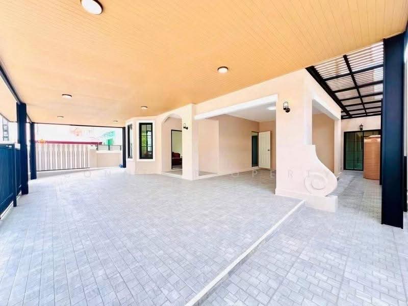 Baan Passorn 14, Nonthaburi, Bang Yai-Bang Khu Lat Road, Bang Yai, Nonthaburi, 4 Bedrooms, 195 sqm, Single Detached House For Sale, by Connex Property, 500573220 - DDproperty.com