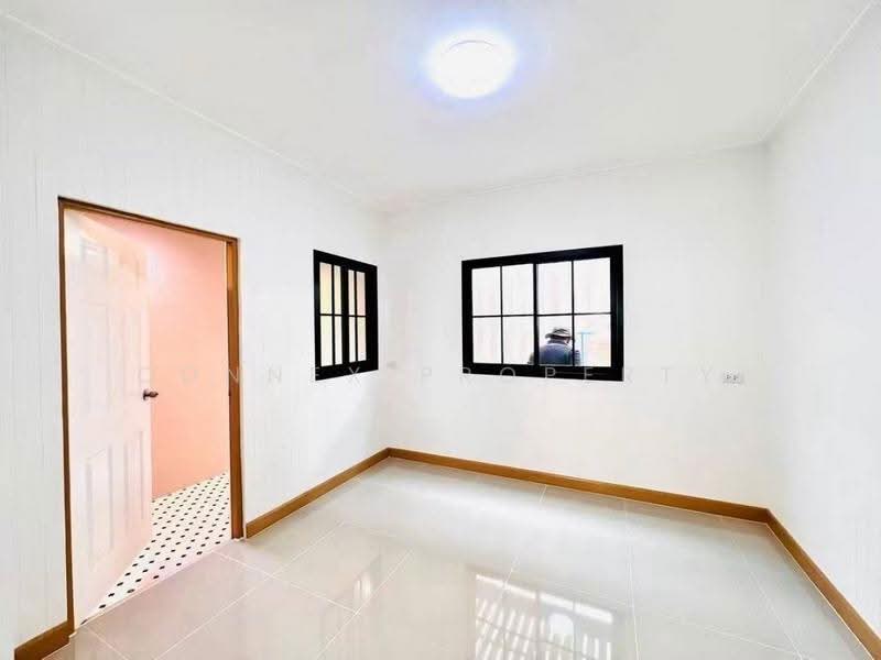 Baan Passorn 14, Nonthaburi, Bang Yai-Bang Khu Lat Road, Bang Yai, Nonthaburi, 4 Bedrooms, 195 sqm, Single Detached House For Sale, by Connex Property, 500573220 - DDproperty.com