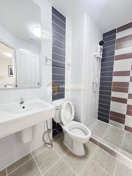 The Trust Residence Ratchada-Rama 3, Bangkok, Nonsi Rd, Chong Nonsi, Yan Nawa, Bangkok, 1 Bedroom, 29 sqm, Condo For Sale, by วัทนพร กองแก้ว, 500573227 - DDproperty.com