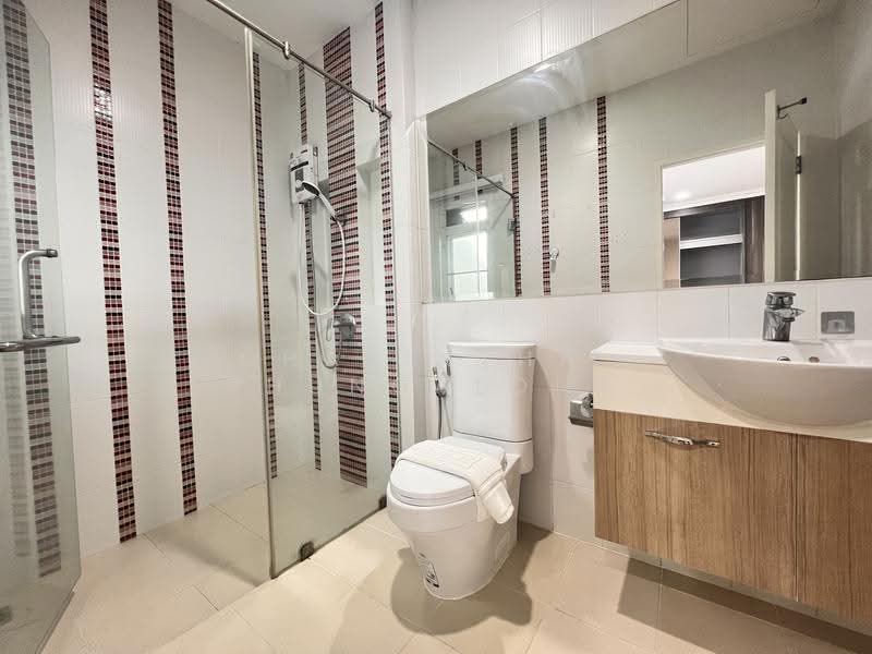 Grand Bangkok Boulevard Rama 9 - Srinakarindra, Bangkok, Krungthep Kritha 17 Alley, Thap Chang, Saphan Sung, Bangkok, 4 Bedrooms, 300 sqm, Single Detached House For Rent, by Charinthip Phungalong, 500573233 - DDproperty.com