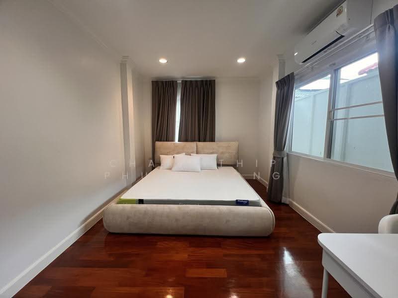 Grand Bangkok Boulevard Rama 9 - Srinakarindra, Bangkok, Krungthep Kritha 17 Alley, Thap Chang, Saphan Sung, Bangkok, 4 Bedrooms, 300 sqm, Single Detached House For Rent, by Charinthip Phungalong, 500573233 - DDproperty.com