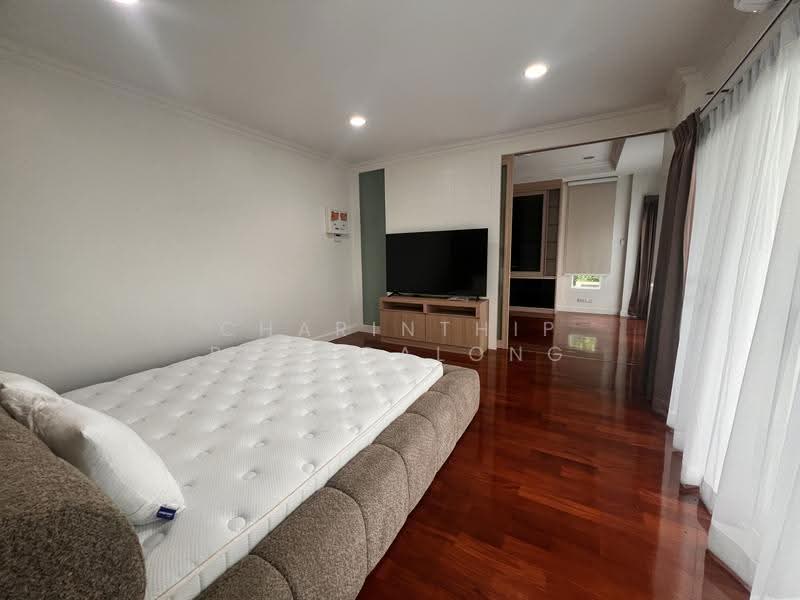 Grand Bangkok Boulevard Rama 9 - Srinakarindra, Bangkok, Krungthep Kritha 17 Alley, Thap Chang, Saphan Sung, Bangkok, 4 Bedrooms, 300 sqm, Single Detached House For Rent, by Charinthip Phungalong, 500573233 - DDproperty.com
