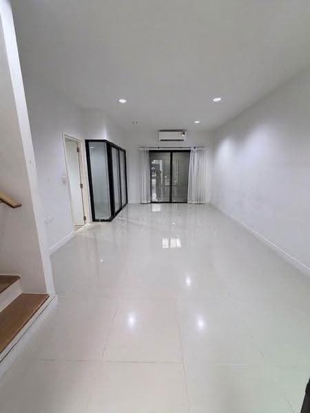 Mono Ekkachai-Rama 2, Samut Sakhon, 69 Moo 3, Bang Nam Chut, Muang Samut Sakhon, Samut Sakhon, 4 Bedrooms, 123 sqm, Townhouse For Sale, by Connex Property, 500573238 - DDproperty.com