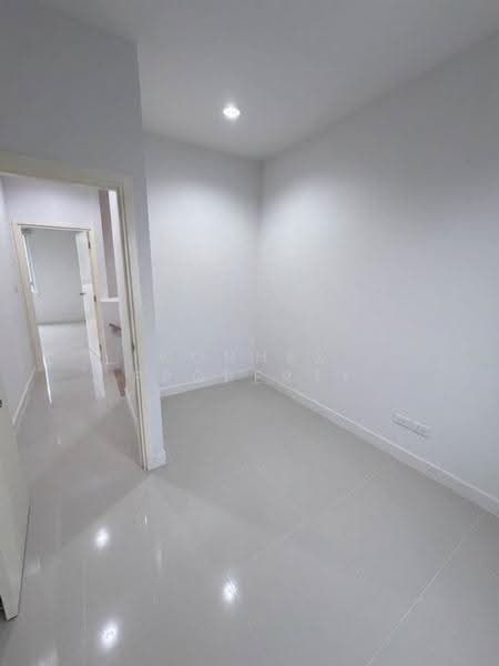 Mono Ekkachai-Rama 2, Samut Sakhon, 69 Moo 3, Bang Nam Chut, Muang Samut Sakhon, Samut Sakhon, 4 Bedrooms, 123 sqm, Townhouse For Sale, by Connex Property, 500573238 - DDproperty.com