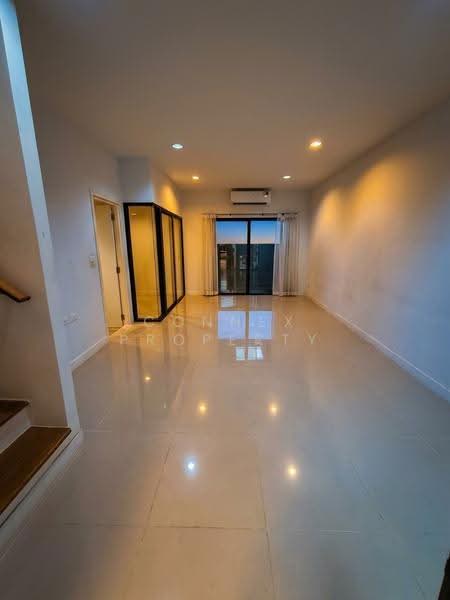Mono Ekkachai-Rama 2, Samut Sakhon, 69 Moo 3, Bang Nam Chut, Muang Samut Sakhon, Samut Sakhon, 4 Bedrooms, 123 sqm, Townhouse For Sale, by Connex Property, 500573238 - DDproperty.com