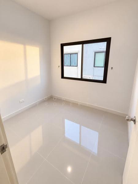 Mono Ekkachai-Rama 2, Samut Sakhon, 69 Moo 3, Bang Nam Chut, Muang Samut Sakhon, Samut Sakhon, 4 Bedrooms, 123 sqm, Townhouse For Sale, by Connex Property, 500573238 - DDproperty.com