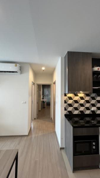 The Base Phetchaburi-Thonglor, Bangkok, Phetchaburi Rd, Bang Kapi, Huai Khwang, Bangkok, 2 Bedrooms, 61 sqm, Condo For Rent, by Rattanaporn Khamlit, 500573250 - DDproperty.com