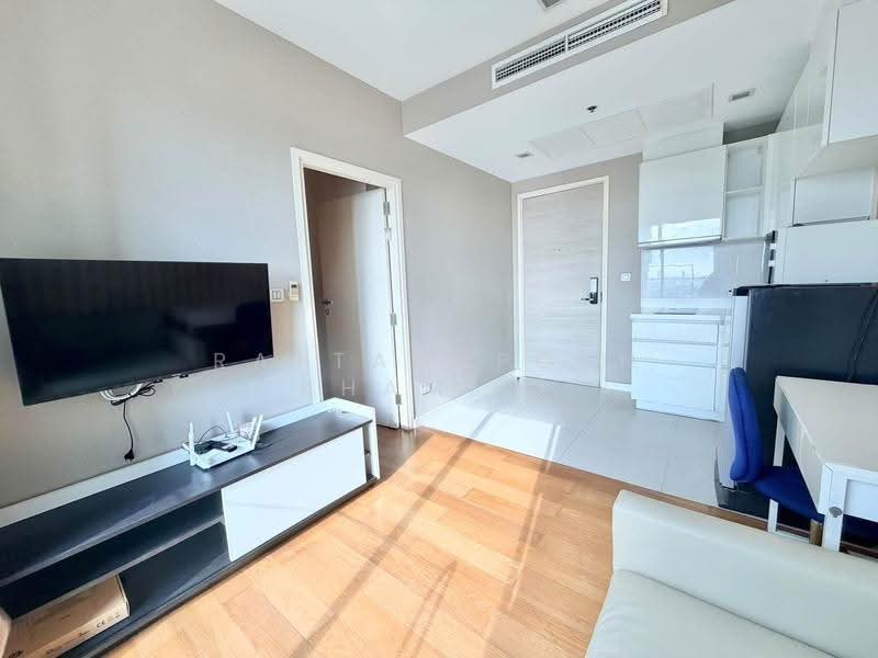Condolette Ize Ratchathewi, Bangkok, Phetchaburi Road, Thanon Phetchaburi, Ratchathewi, Bangkok, 1 Bedroom, 31 sqm, Condo For Rent, by Rattanaporn Khamlit, 500573263 - DDproperty.com