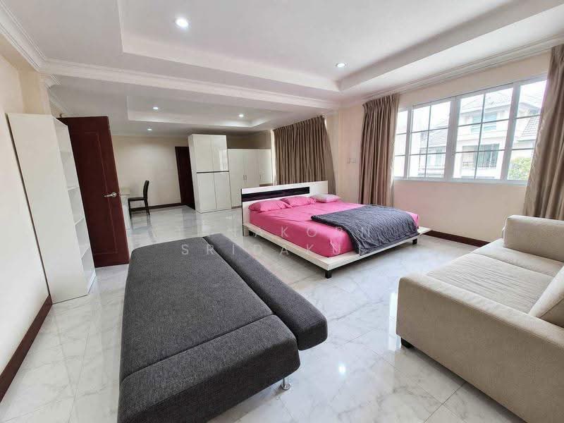 Baan Imamphon 2, Bangkok, Soi Imamphon Village 2, Bang Chuek Nang, Taling Chan, Bangkok, 5 Bedrooms, 450 sqm, Single Detached House For Sale, by Tanakorn Sridakul, 500573358 - DDproperty.com