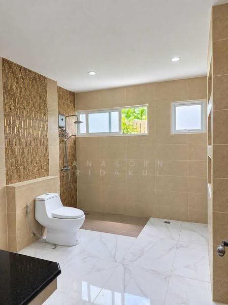 Baan Imamphon 2, Bangkok, Soi Imamphon Village 2, Bang Chuek Nang, Taling Chan, Bangkok, 5 Bedrooms, 450 sqm, Single Detached House For Sale, by Tanakorn Sridakul, 500573358 - DDproperty.com