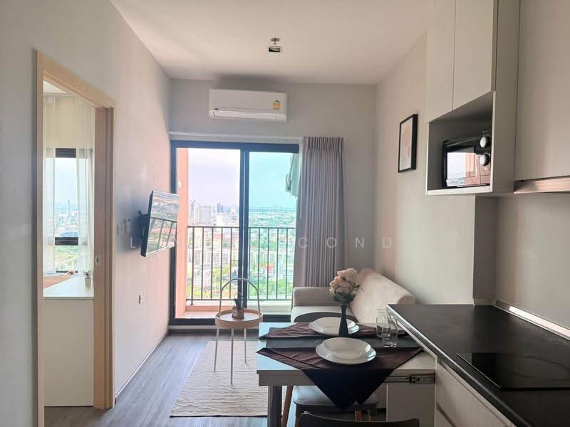 Rich Park @ Triple Station, Bangkok, 591 Srinakarin Road, Suan Luang, Bangkok, 1 Bedroom, 30 sqm, Condo For Rent, by Living Condo, 500573421 - DDproperty.com