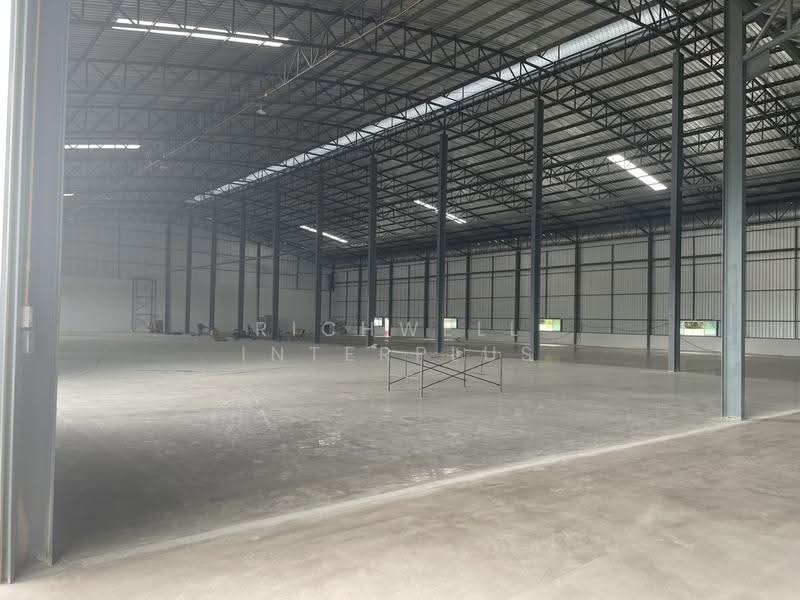 ขาย/ให้เช่าโกดังโรงงานพร้อมที่ดินเนื้อที่ 27 ไร่ ทำเลศักยภาพ ใกล้ Asia Industrial Estate เพียง 1 กม., ชลบุรี, ห้างสูง, หนองใหญ่, ชลบุรี, 44,400 ตร.ม., โกดัง-โรงงาน ขาย, โดย RICHWELL INTERPLUS, 500573429 - DDproperty.com