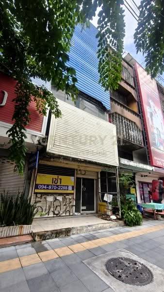 โอกาสทองสำหรับผู้ประกอบการ ให้เช่าอาคารพาณิชย์ติดถนนใหญ่, กรุงเทพ, วังทองหลาง, กรุงเทพ, 250 ตร.ม., ตึกแถว-อาคารพาณิชย์ ให้เช่า, โดย พัทธนันท์ อภิรโยธิน, 500573443 - DDproperty.com