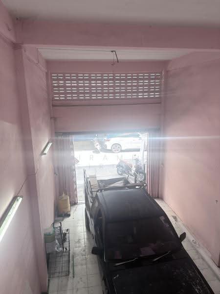 ตรอกข้างโรงพยาบาลทหารเรือ, Bangkok, Bukkalo, Thon Buri, Bangkok, 4 Bedrooms, 270 sqm, Townhouse For Rent, by Jiramet Lapsiriwatkul, 500573465 - DDproperty.com