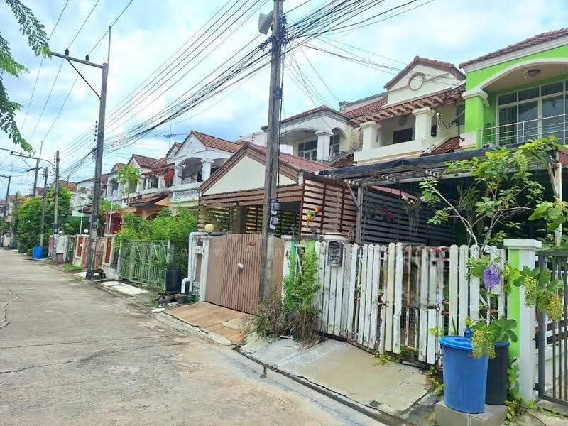 Nanthana Garden Rangsit, Pathum Thani, Soi Baan Klang, Ban Klang, Muang Pathum Thani, Pathum Thani, 3 Bedrooms, 90 sqm, Townhouse For Sale, by กรณวัสส์ กัณฑวัสส์วงส์, 500573481 - DDproperty.com
