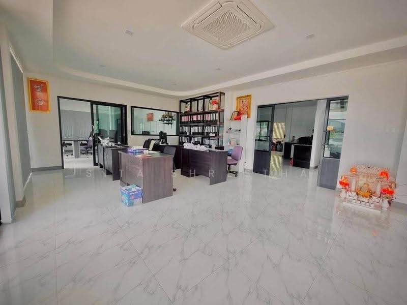 3-BR House, Chon Buri (Pattaya), Bo Win, Si Racha, Chon Buri (Pattaya), 3 Bedrooms, 240 sqm, Single Detached House For Sale, by Sita Shrestha, 500573554 - DDproperty.com