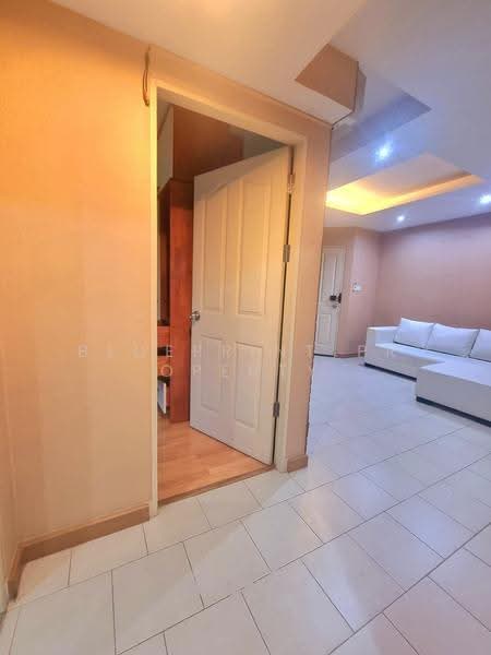 Supalai City Resort Ratchada-Huaykwang, bangkok, 300 Pracha Uthit Road, Huai Khwang, Bangkok, 2 Bedrooms, 60 sqm, Condo For Rent, by Blueprint.Property, 500573613 - DDproperty.com