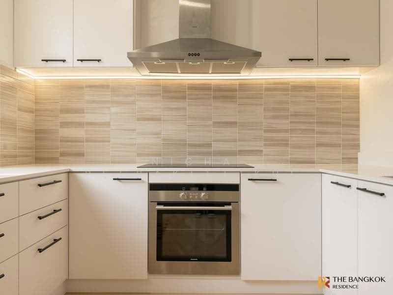 The Height, Bangkok, Soi Sukhumvit 55, Khlong Tan Nua, Watthana, Bangkok, 3 Bedrooms, 165 sqm, Condo For Rent, by Nicha Peerakittikul, 500573626 - DDproperty.com