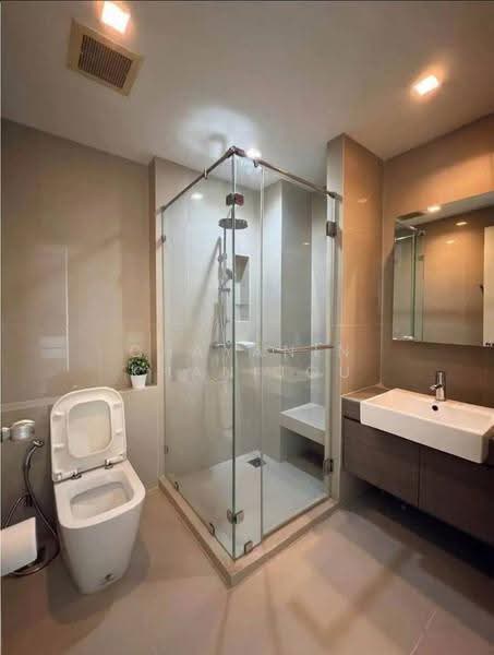 Quinn Ratchada 17, Bangkok, 454 456 Soi Inthara Mari 45, Din Daeng, Bangkok, 1 Bedroom, 46 sqm, Condo For Rent, by Chayanin Khanijou, 500573714 - DDproperty.com