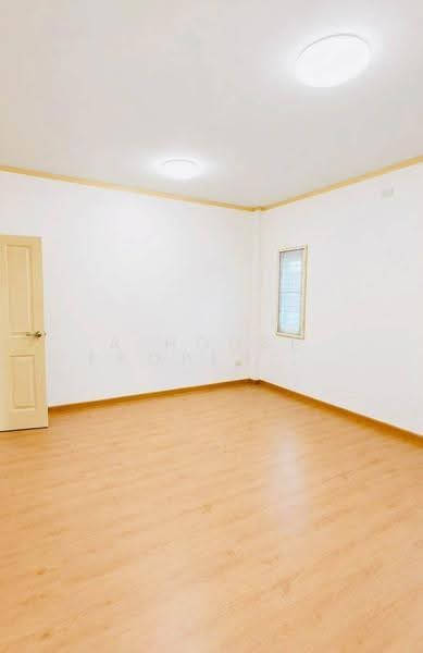 Minimalist-style detached house for sale at The Bliss Bueng, Si Racha, Chon Buri (Pattaya), Bueng, Si Racha, Chon Buri (Pattaya), 3 Bedrooms, 256 sqm, Single Detached House For Sale, by A House Property Co.,Ltd., 500573924 - DDproperty.com