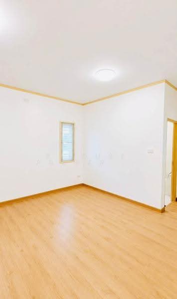 Minimalist-style detached house for sale at The Bliss Bueng, Si Racha, Chon Buri (Pattaya), Bueng, Si Racha, Chon Buri (Pattaya), 3 Bedrooms, 256 sqm, Single Detached House For Sale, by A House Property Co.,Ltd., 500573924 - DDproperty.com