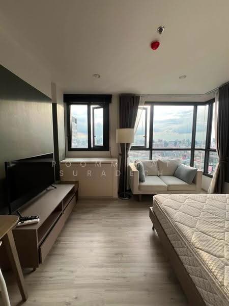 XT Huaikhwang, Bangkok, 244 Ratchadaphisek Road, Huai Khwang, Bangkok, 1 Bedroom, 30 sqm, Condo For Rent, by Poommipat Suradech, 500573977 - DDproperty.com