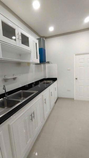 3-BR House, Chon Buri (Pattaya), Sattahip, Chon Buri (Pattaya), 3 Bedrooms, 150 sqm, Single Detached House For Sale, by Sita Shrestha, 500573983 - DDproperty.com