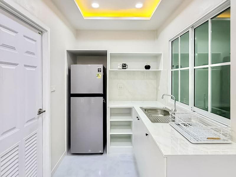Modern House for Sale Khao Noi East Pattaya 3 Bedrooms, Chon Buri (Pattaya), Nong Pru, Bang Lamung (Pattaya), Chon Buri (Pattaya), 3 Bedrooms, 92 sqm, Semi-Detached House (Twin House) For Sale, by PLC real estate, 500574036 - DDproperty.com