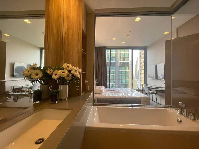 The Esse Asoke, Bangkok, 333 Soi Sukhumvit 21, Sukhumvit Road, Khlongtoei Nua, Watthana, Bangkok, 1 Bedroom, 47 sqm, Condo For Rent, by Dechatorn Chichaiyang, 500574063 - DDproperty.com
