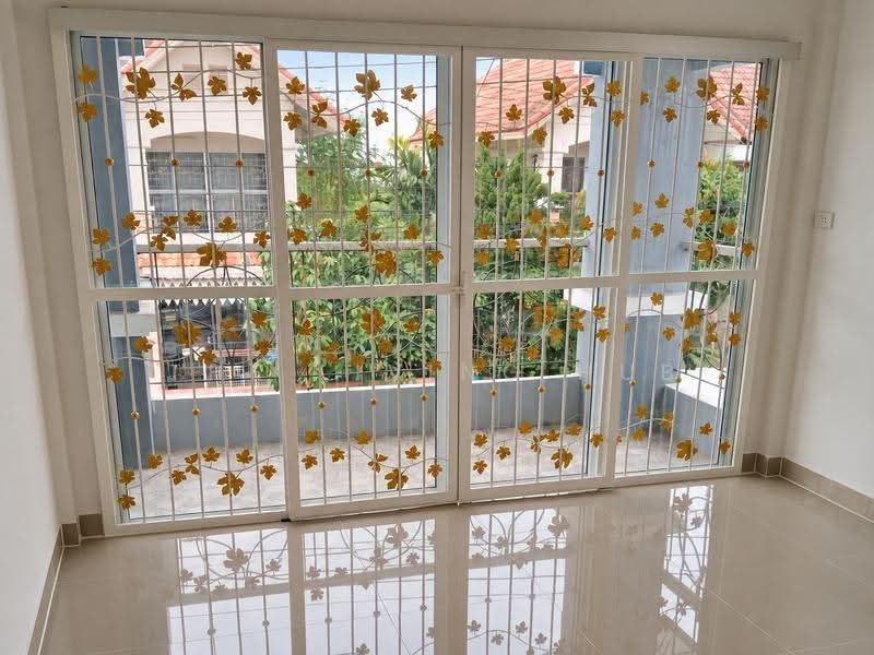 A.C. House 3, Pathum Thani, Lat Sawai, Lam Luk Ka, Pathum Thani, 3 Bedrooms, 110 sqm, Townhouse For Sale, by THE LIVING HUB, 500574088 - DDproperty.com