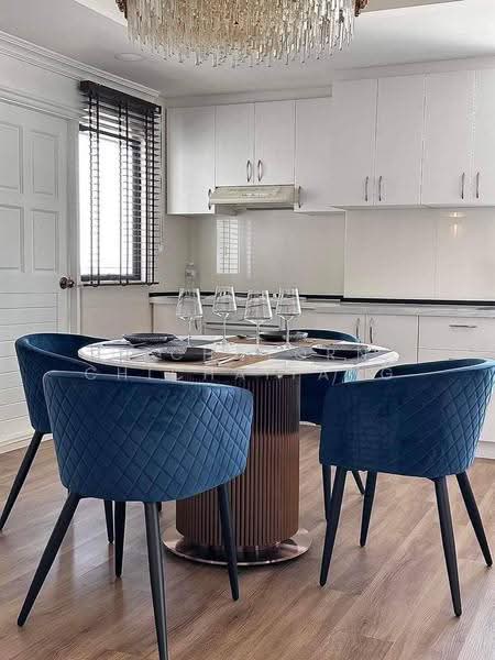 Lake Green, Bangkok, 199 Sukhumvit Soi 8, Khlong Toei, Bangkok, 2 Bedrooms, 125 sqm, Condo For Rent, by Dechatorn Chichaiyang, 500574116 - DDproperty.com