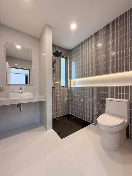 undefined, Phuket, Chalong, Muang Phuket, Phuket, 4 Bedrooms, 279 sqm, Single Detached House For Sale, by Puttirat Kleebyam, 500574294 - DDproperty.com
