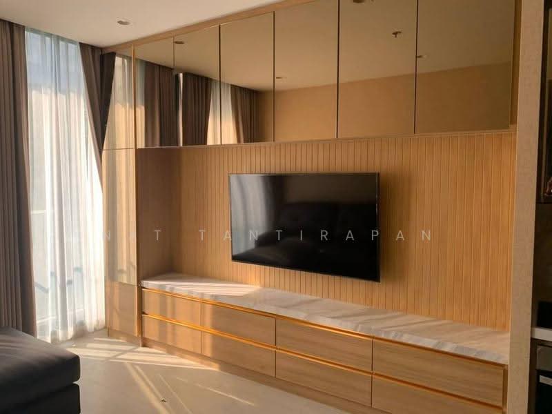 Noble Ploenchit, Bangkok, 1035 Ploenchit Road, Lumphini, Pathum Wan, Bangkok, 2 Bedrooms, 80 sqm, Condo For Rent, by Nat Tantirapan, 500574310 - DDproperty.com