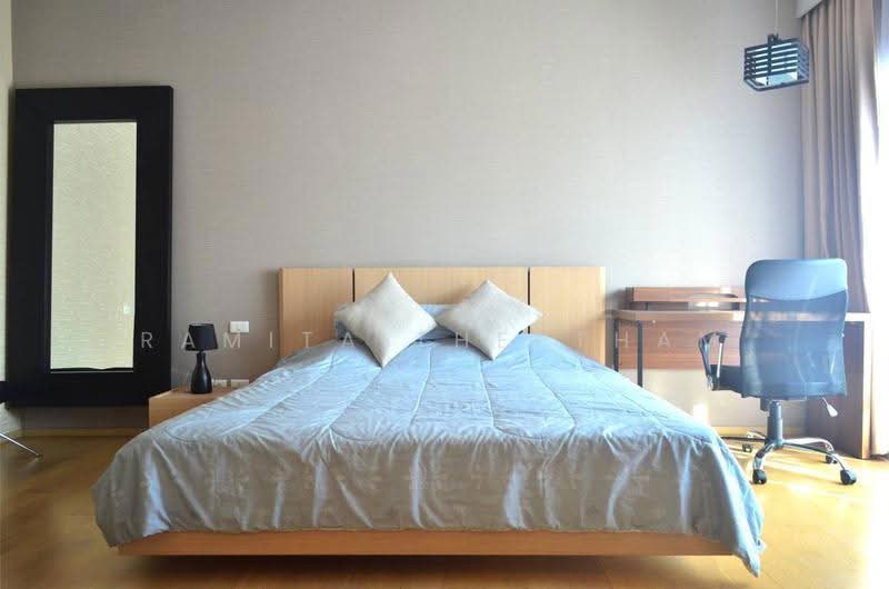 Noble Refine, Bangkok, Soi Sukhumvit 26, Sukhumvit Road, Khong Tan, Khlong Toei, Bangkok, 1 Bedroom, 52 sqm, Condo For Rent, by Ramita Theptham, 500574317 - DDproperty.com
