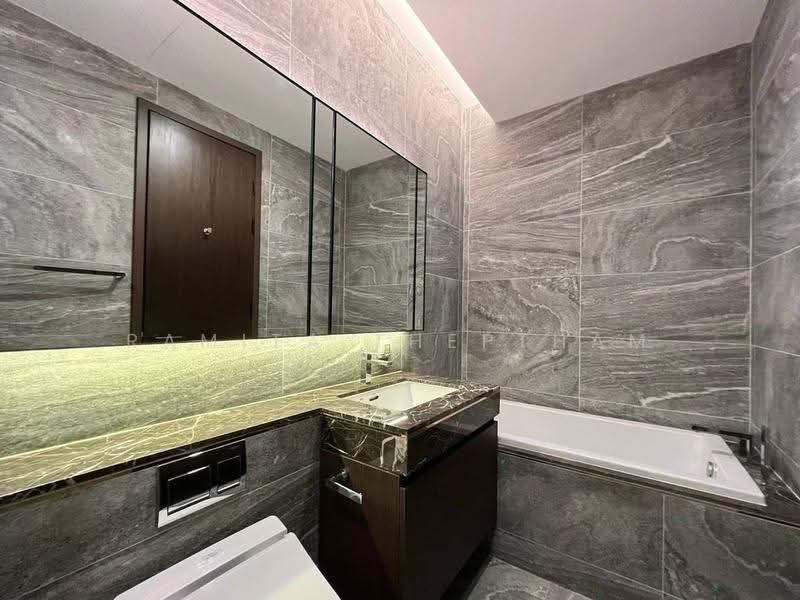 The Esse Sukhumvit 36, Bangkok, Soi Sukhumvit 36, Sukhumvit Road, Phra Kanong, Khlong Toei, Bangkok, 1 Bedroom, 43 sqm, Condo For Rent, by Ramita Theptham, 500574325 - DDproperty.com