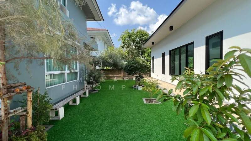 Habitia Vent, Bangkok, Panya Inthra Road, Sam Wa Tawan Tok, Khlong Sam Wa, Bangkok, 3 Bedrooms, 200 sqm, Single Detached House For Rent, by Manapong Phromphitak, 500574357 - DDproperty.com